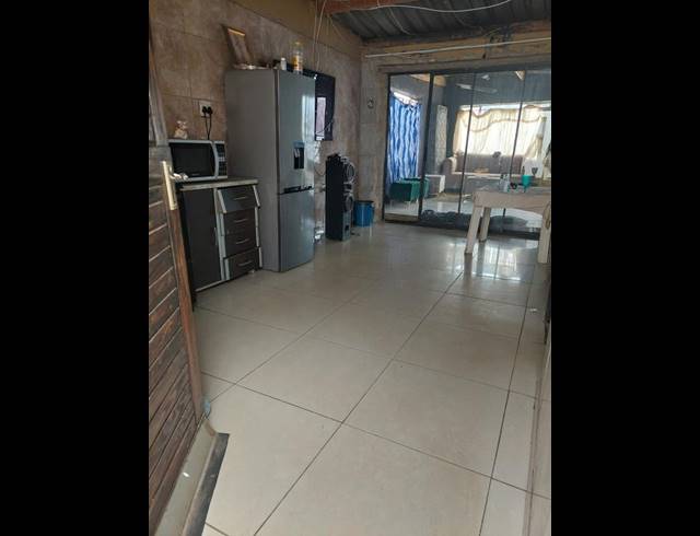 2 BEDROOM HOUSE FOR SALE IN KATLEHONG SOUTH